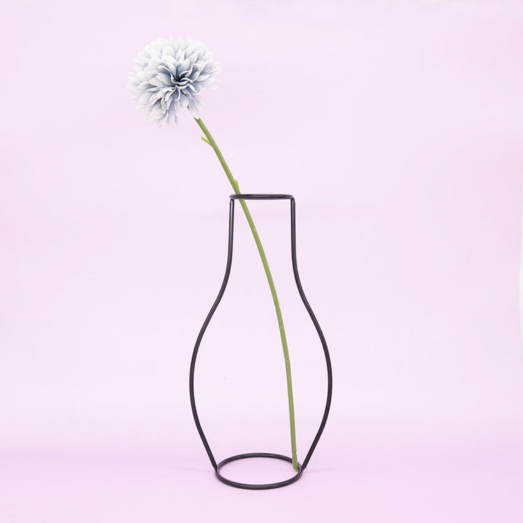 Stylish Black Metal Wire Vase for Modern Flower Display