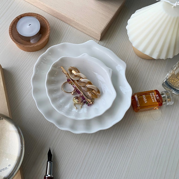 White Ceramic Shell Storage Trays - MAHOGANY STREET