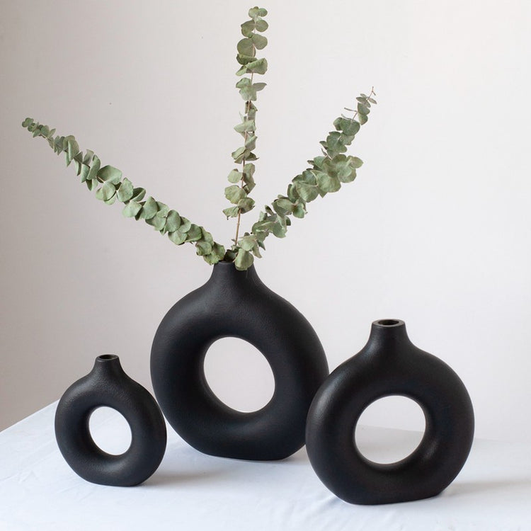 Black Ceramic Doughnut Vases - MAHOGANY STREET